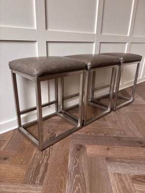 Set Of 3 Barstools