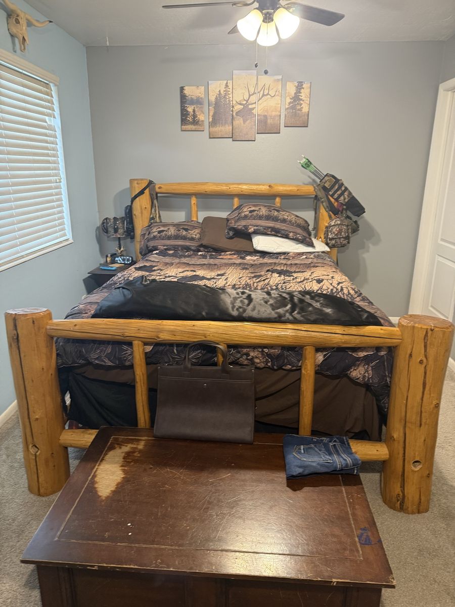 Rustic Queen Size Log Bed Frame - Wood Headboard & Footboard