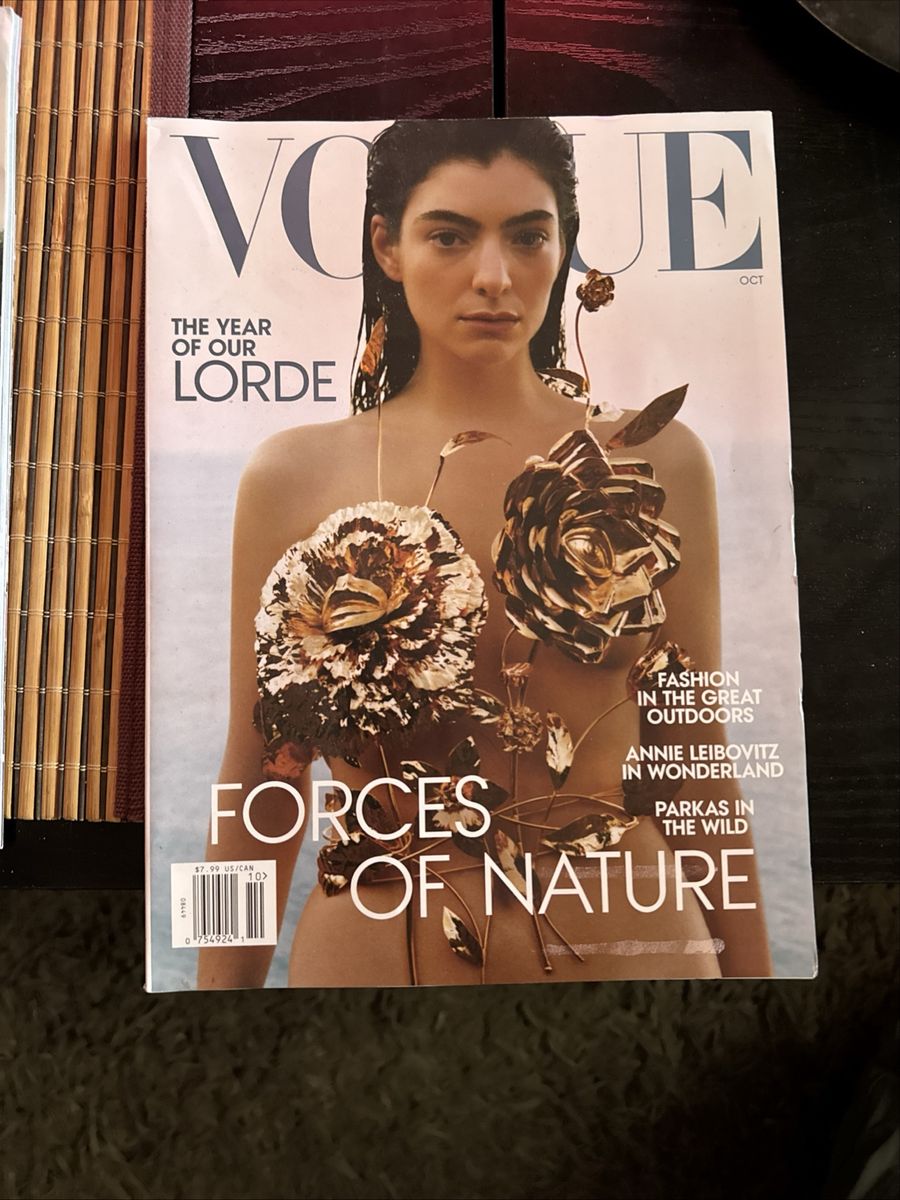 Vogue Lorde Cover Annie Leibovitz Wonderland Issue