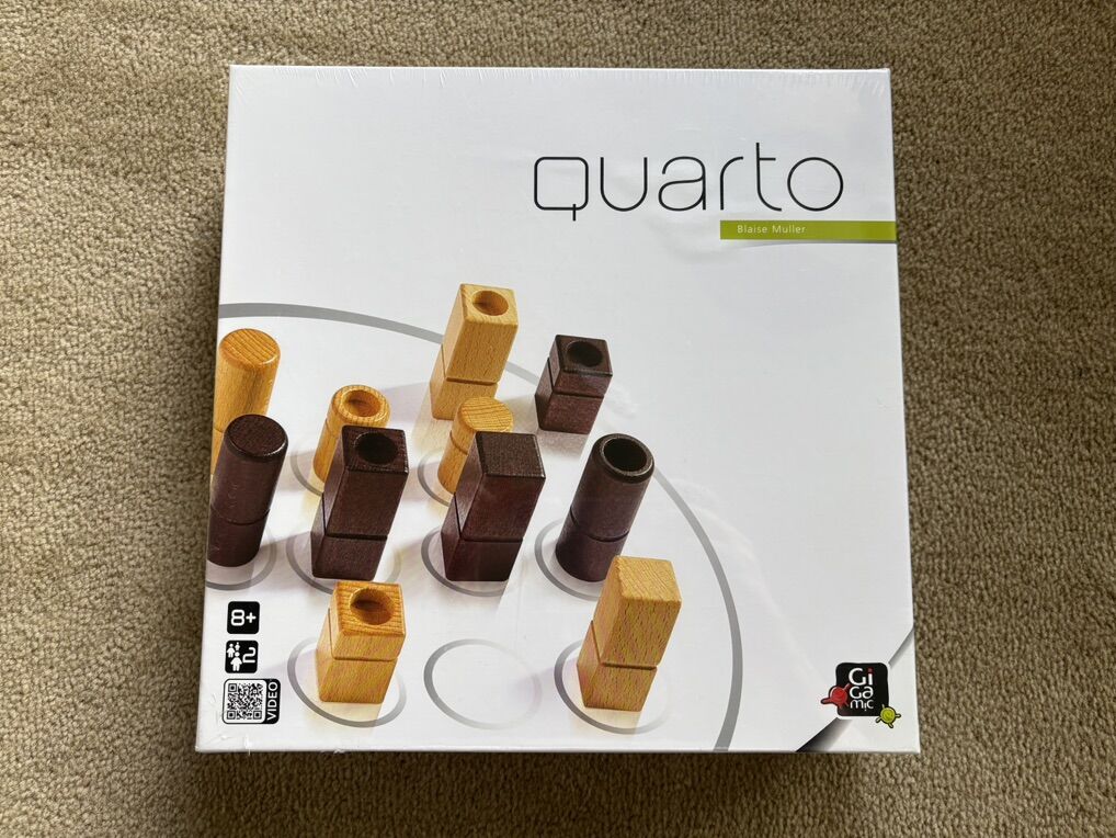 NEW Quarto Board Game