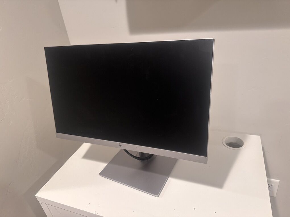 Brand New HP EliteDisplay E223 21.5 LCD Monitor