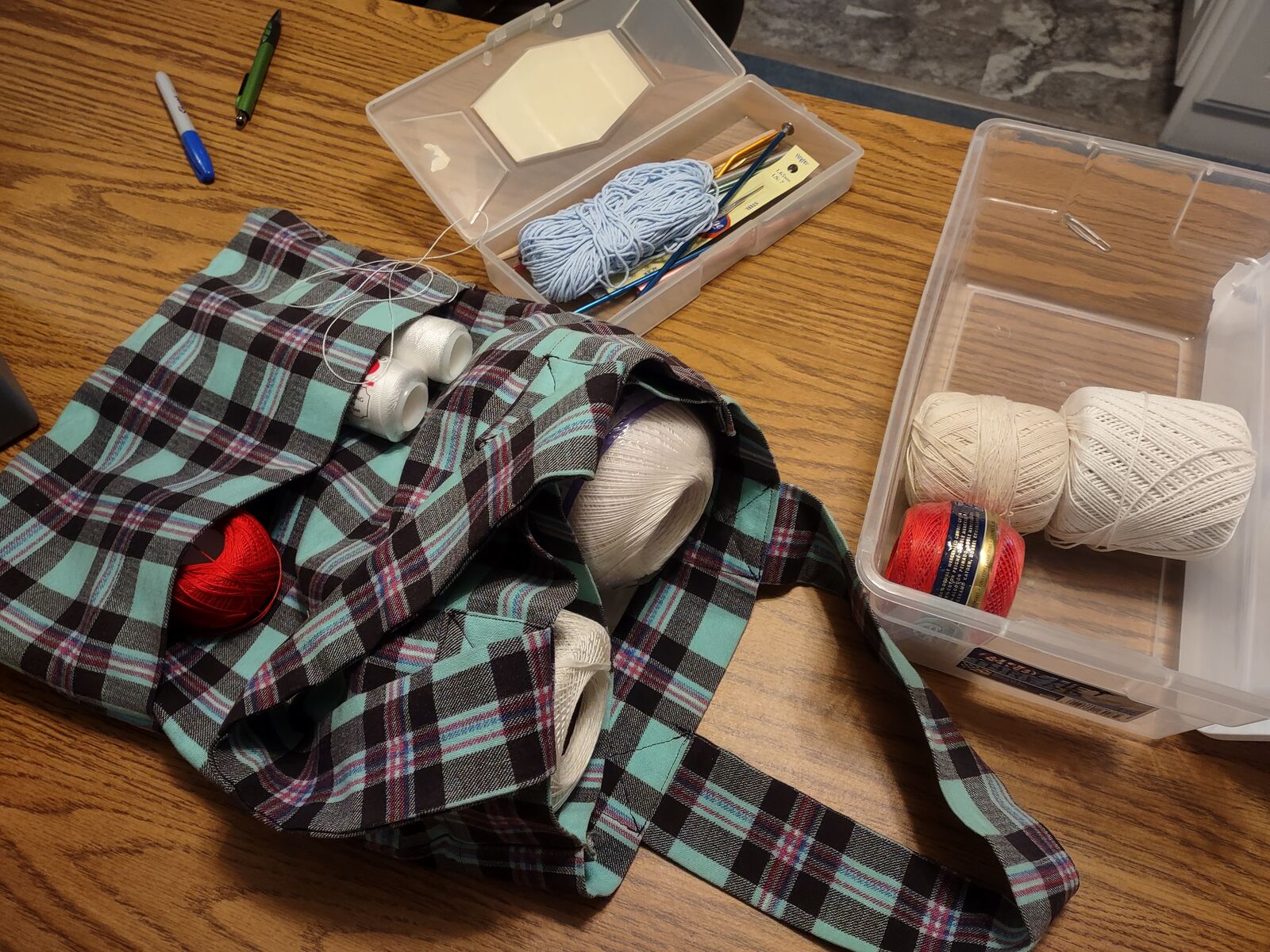 CRAFT, YARN ORGANIZING TOTE BAG