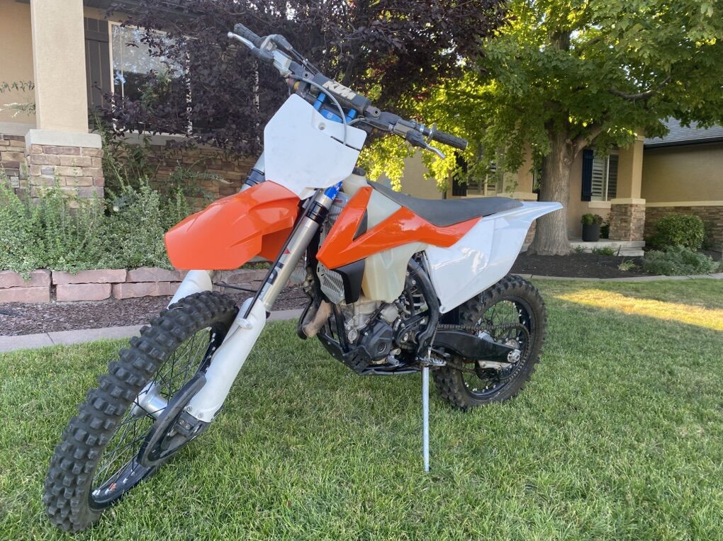2016 KTM 350 XC-F Dirt Bike For Rent