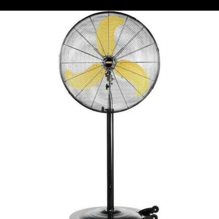 WOCK
HiCFM 30 in. Yellow 8300 CFM Oscillating Heav