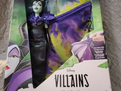 Hasbro Maleficient Flames of Fury figure