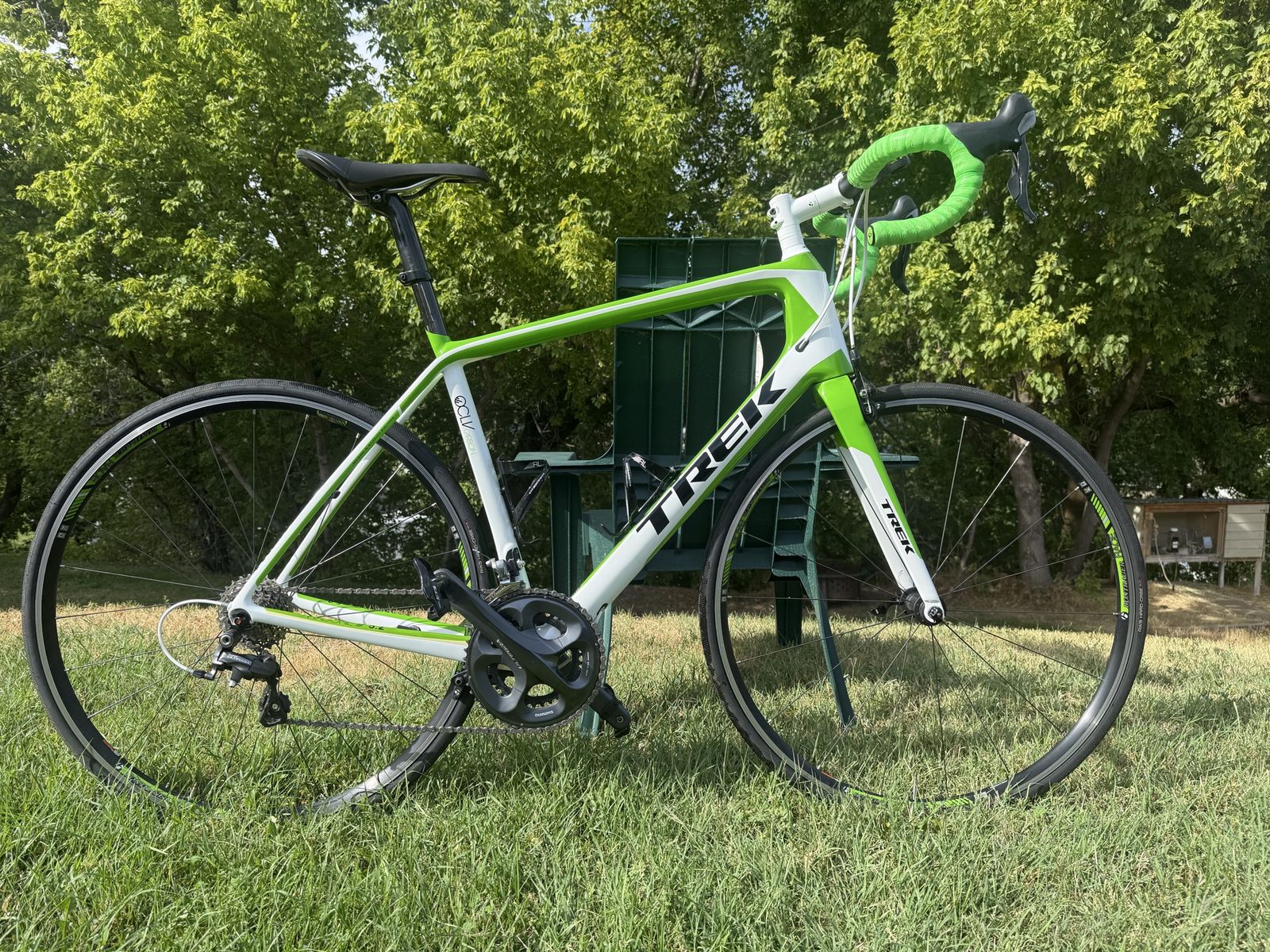 Trek Madone 5.2 OCLV Carbon Road Bike Green/White
