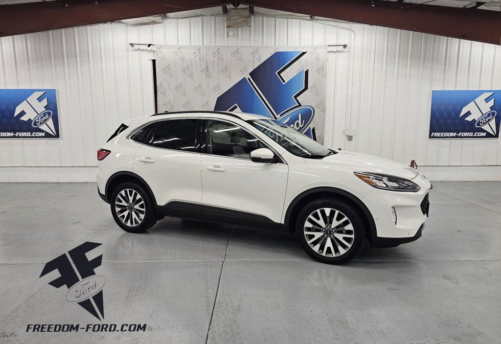 2020 Ford Escape Titanium