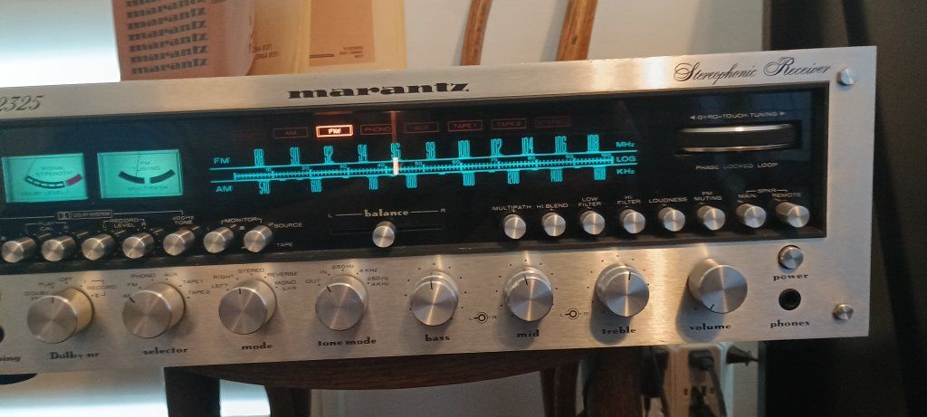 Vintage Marantz Model 2325 Stereophonic Receiver with Manual