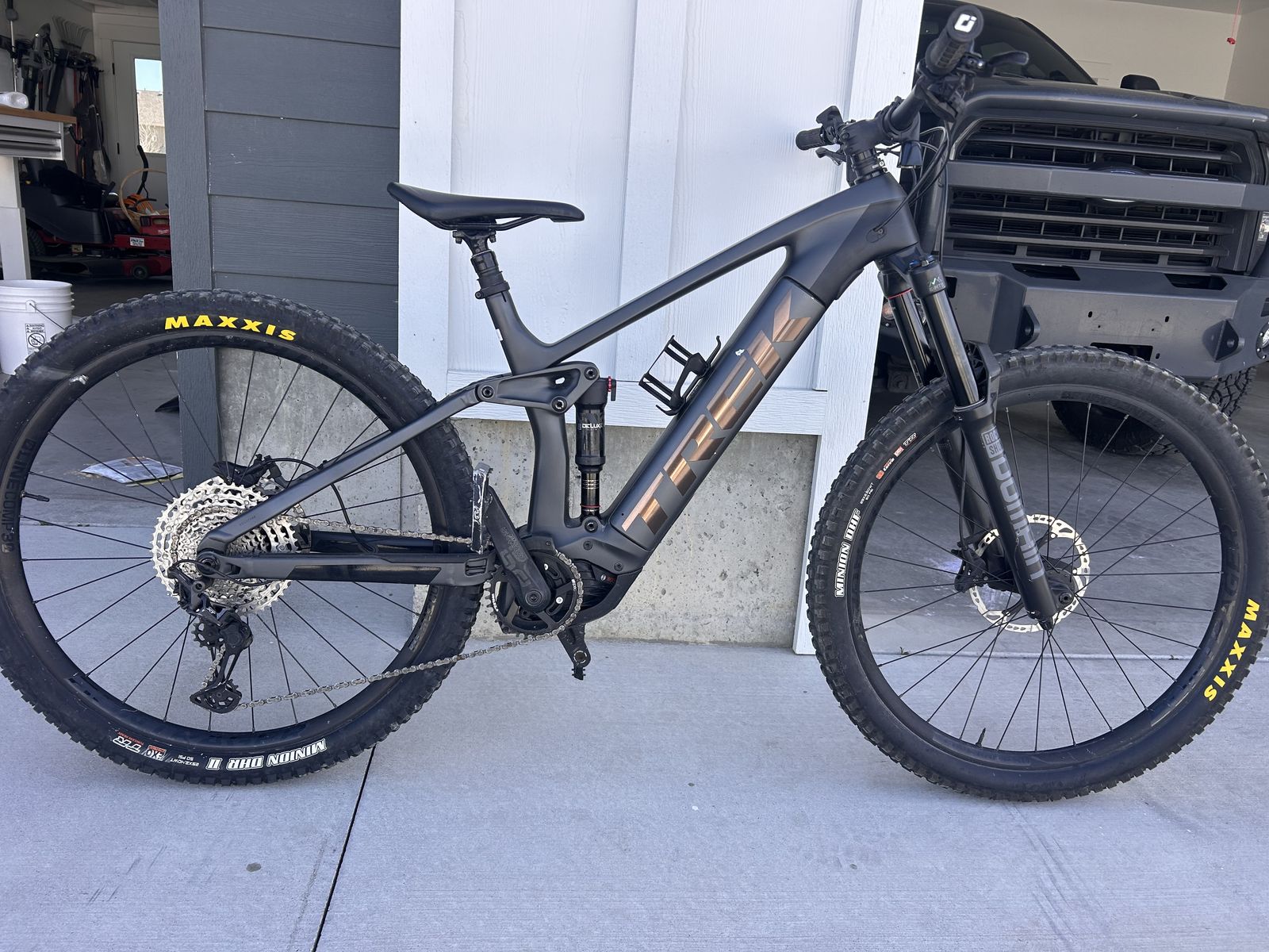2022 Trek Rail 9.7 large