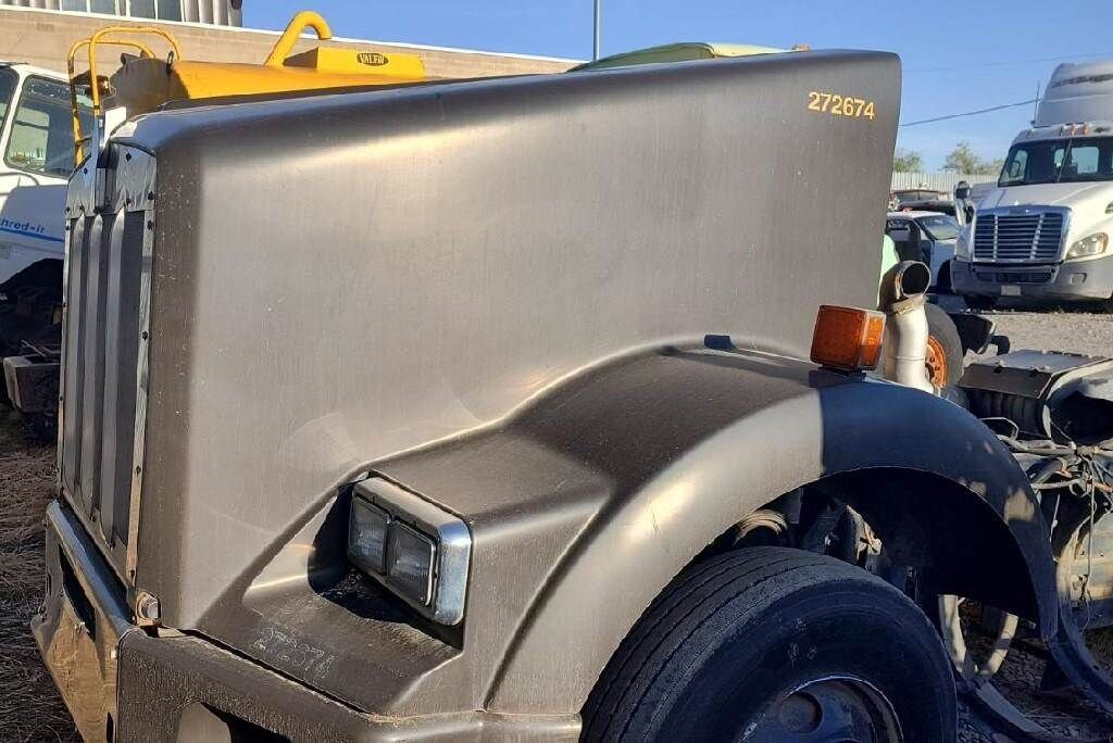 Kenworth T800 Hood