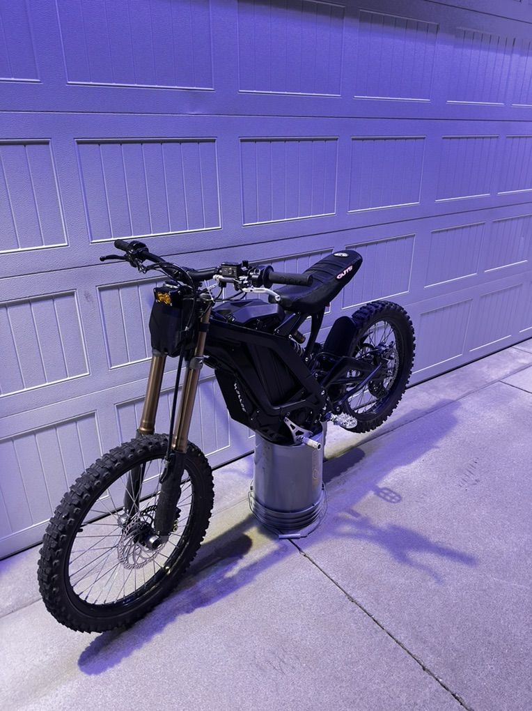 2025 Surron Lbx