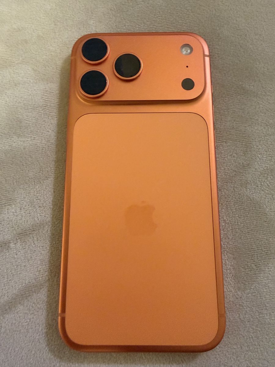 Apple iPhone 17 Pro Max – 256GB – Cosmic Orange – Like New - Unlocked