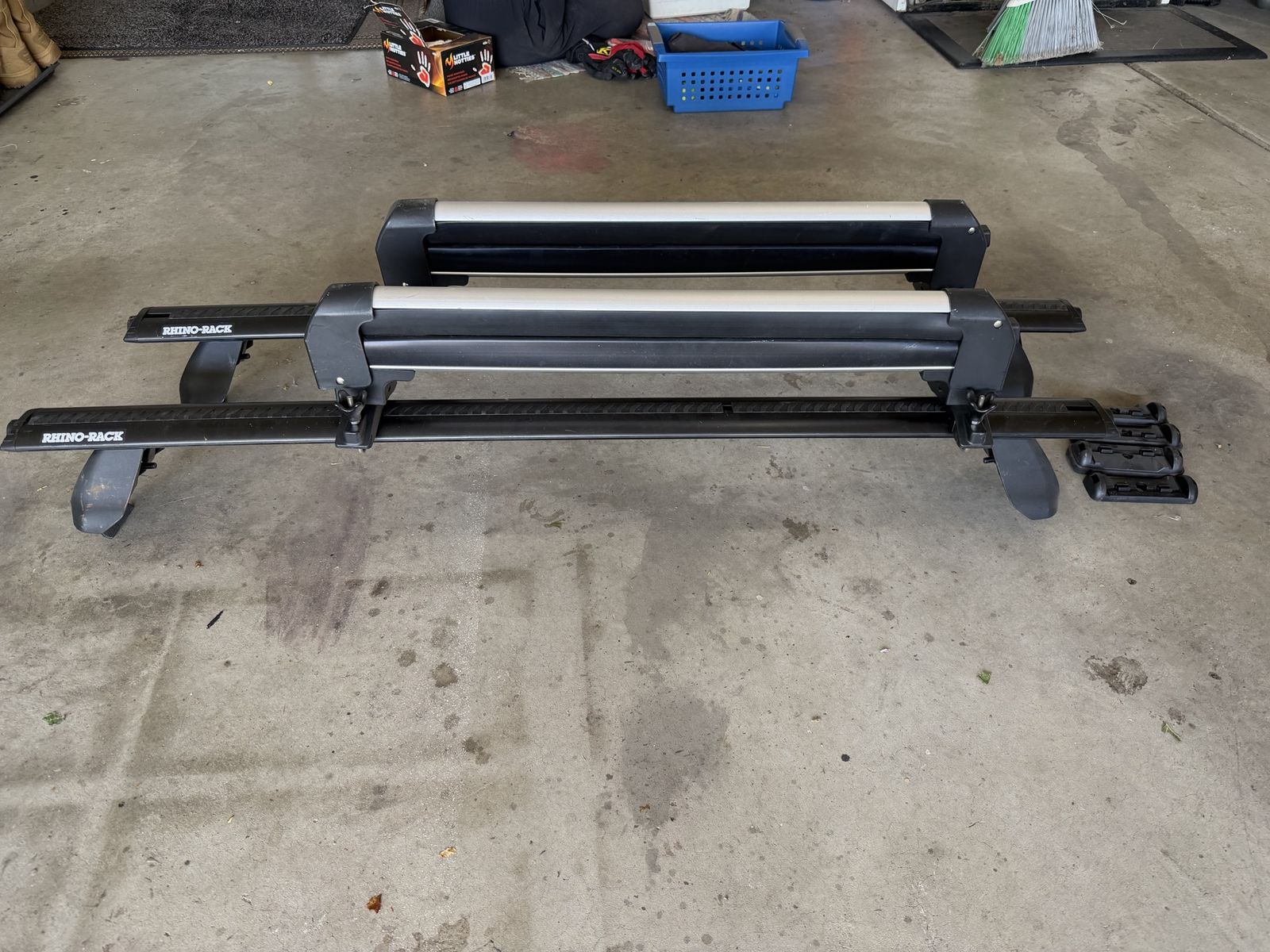 Rhino rack 6 ski holder