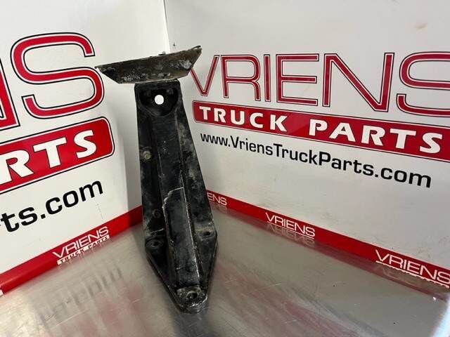 Peterbilt 379 Bracket