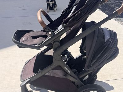 Nuna Demi Grow Stroller