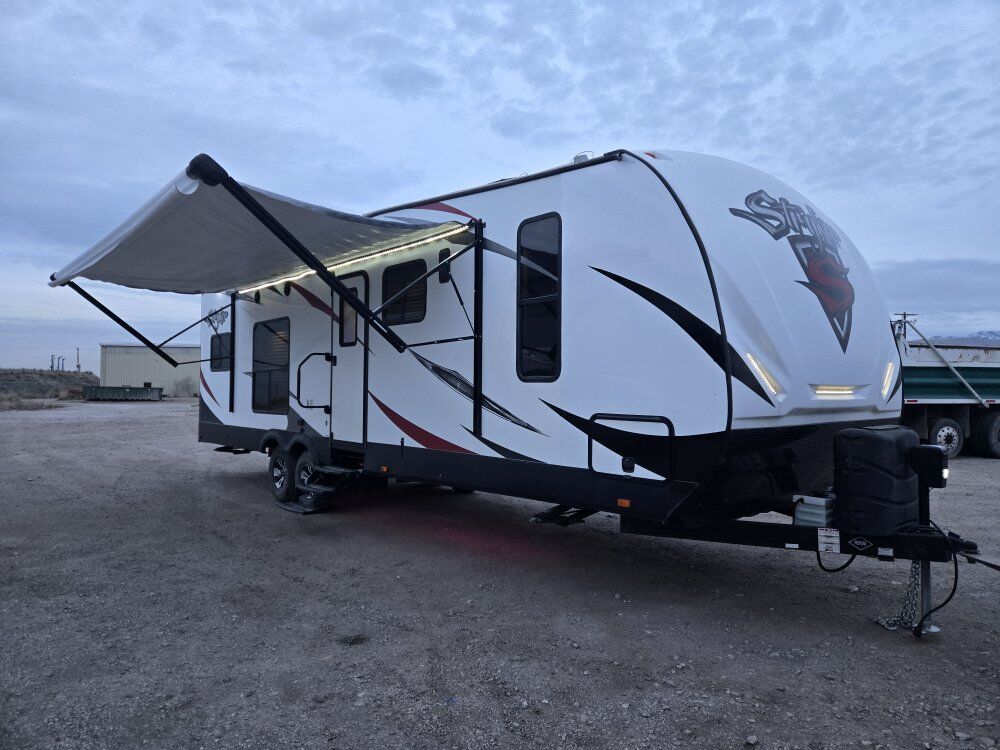 2017 Stryker 2912 w/ 16 Foot Garage Extreme Weathe