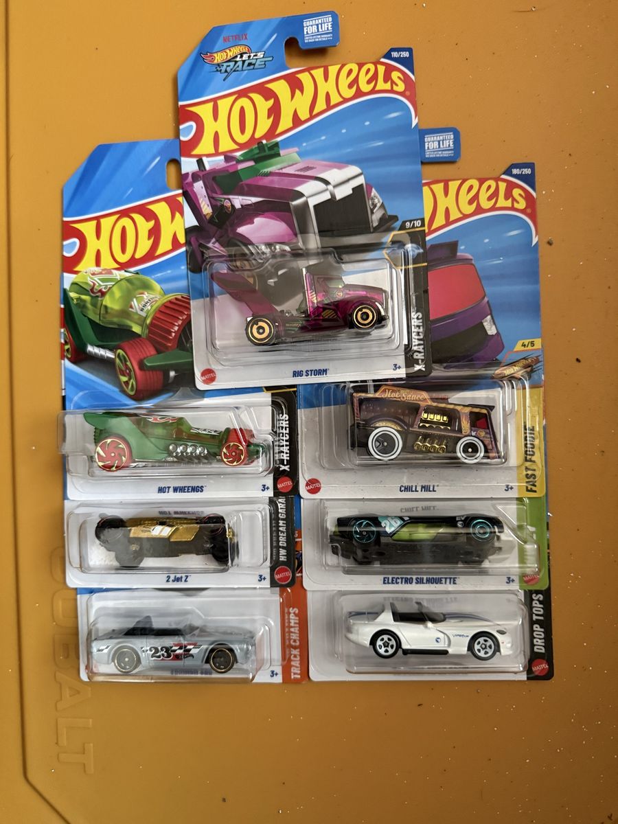 Hotwheels treasure hunts