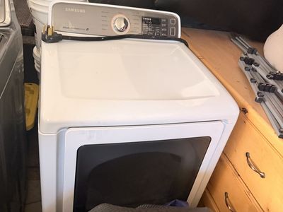 Samsung White Steam Moisture Sensor Electric Dryer - Used, Great Condition