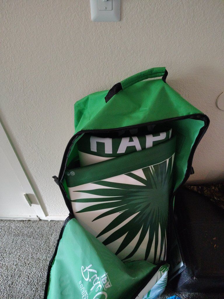 Main image 3
