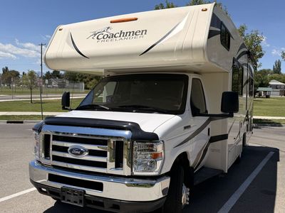 2017 Ford E-350 and Econoline 350