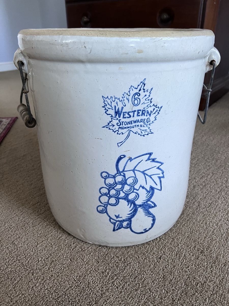 Vintage Western Stoneware Co. Six Gallon Stoneware