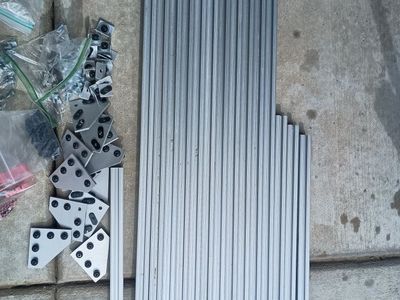 Aluminum Extrusion assortment. 1010 rail