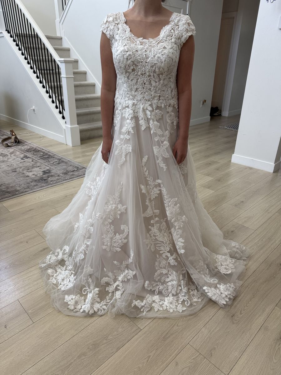 Lillian West Wedding Dress Size 12
