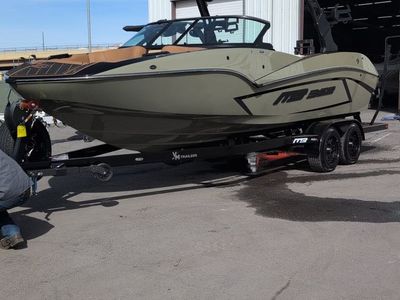 MB B52 23’ | Surf-Ready Wake Boat | Seats 16