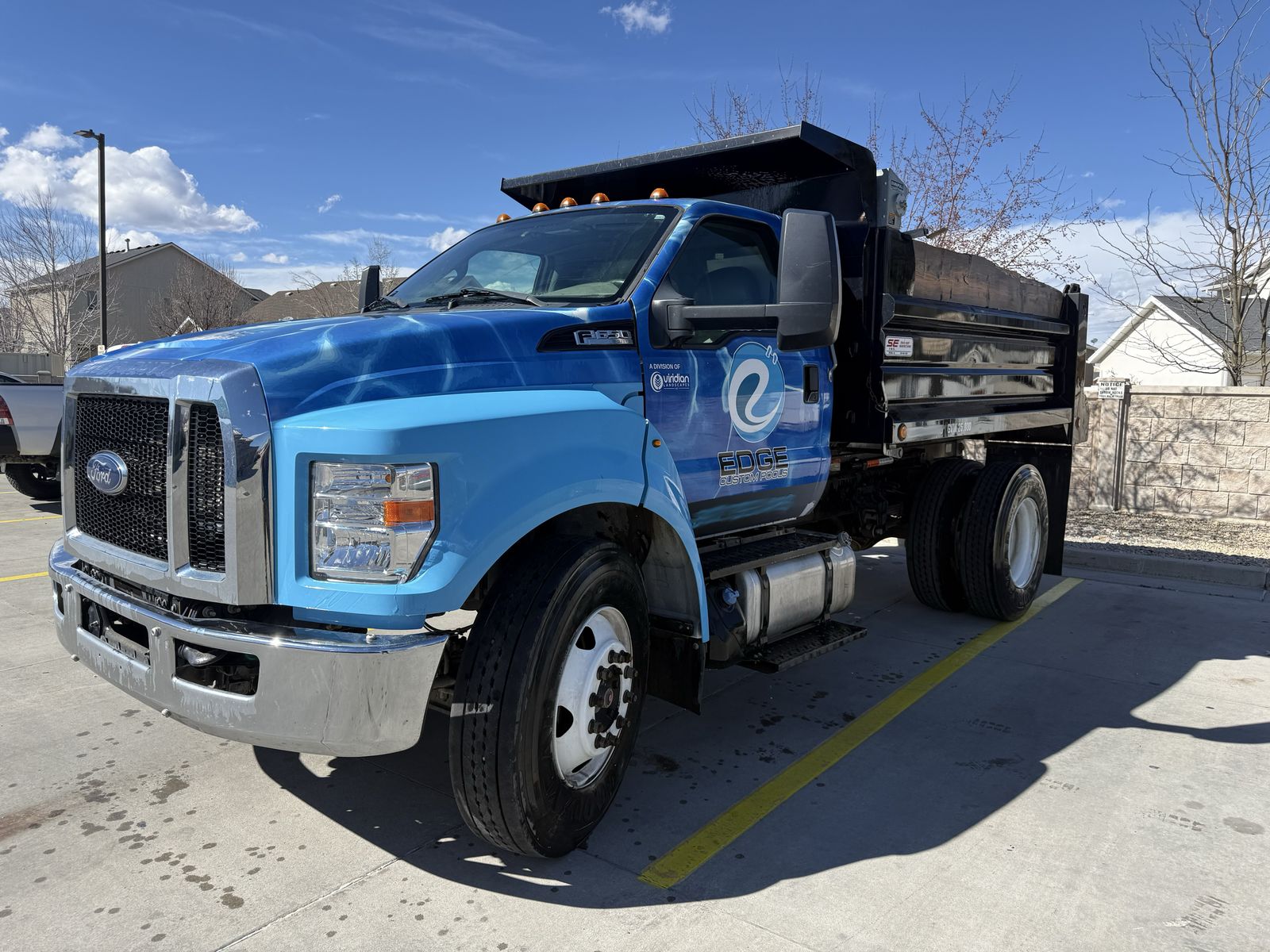 2023 Ford F-650 Super Duty 
