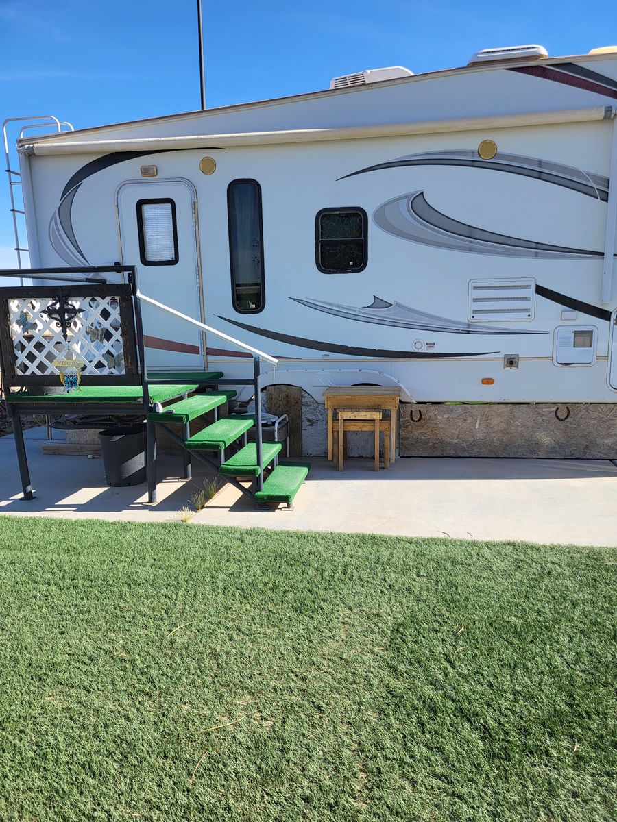 2012 Keystone Laredo