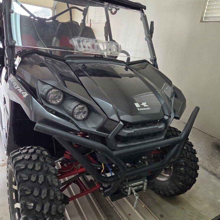 2019 Kawasaki Teryx 4 with Trailer!