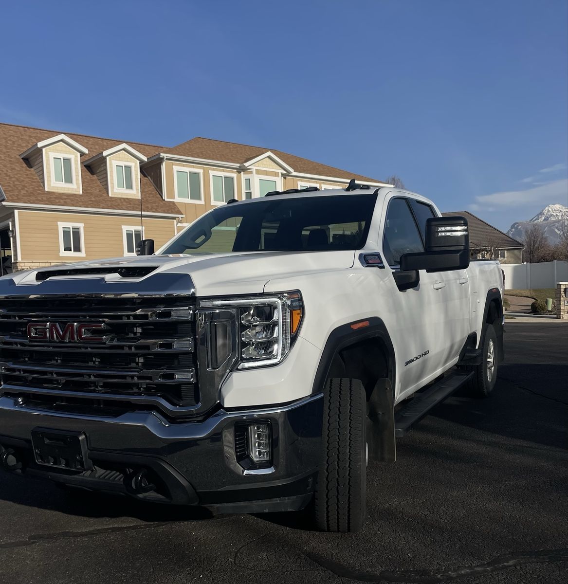 2023 GMC 2500 SLE
