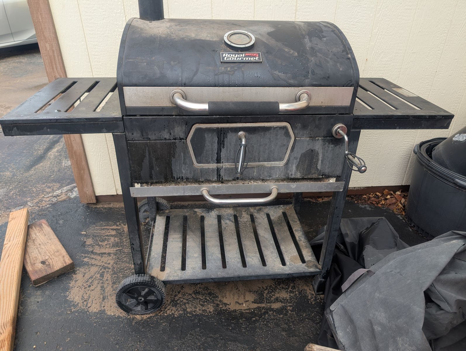 Charcoal Grill