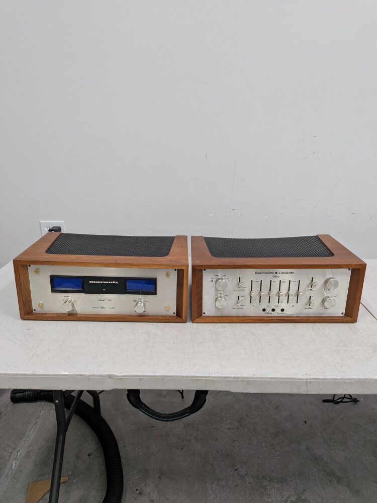 Marantz 250 amplifier and Model 33 preamp