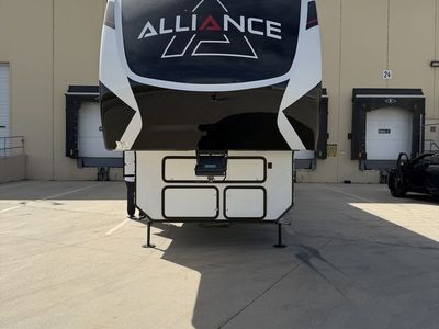 2023 Alliance 41V15 Toy Hauler – Like New