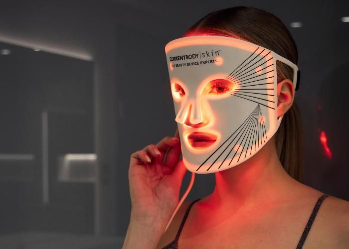 CurrentBody LED Red Light Therapy Face Mask V1 – Excellent Condition