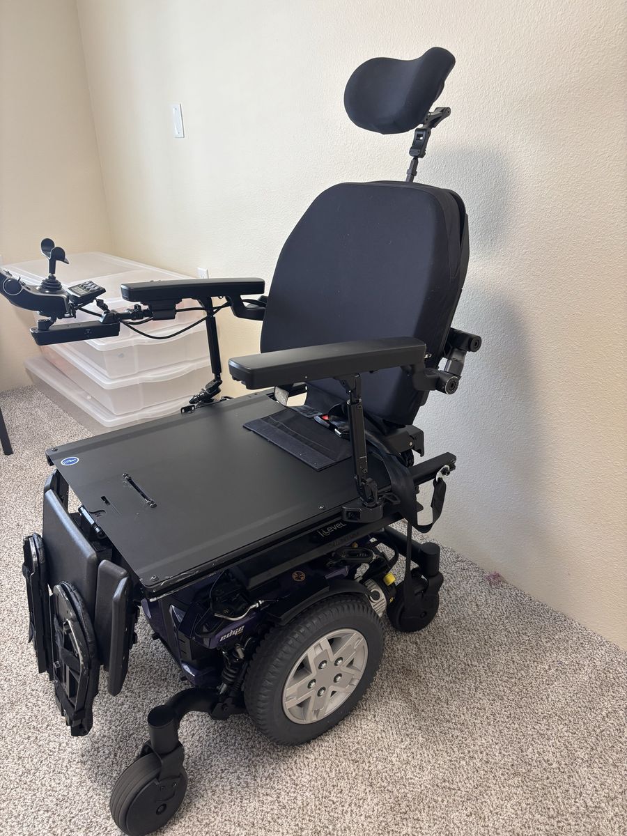 Quantum Edge HD Power Wheelchair