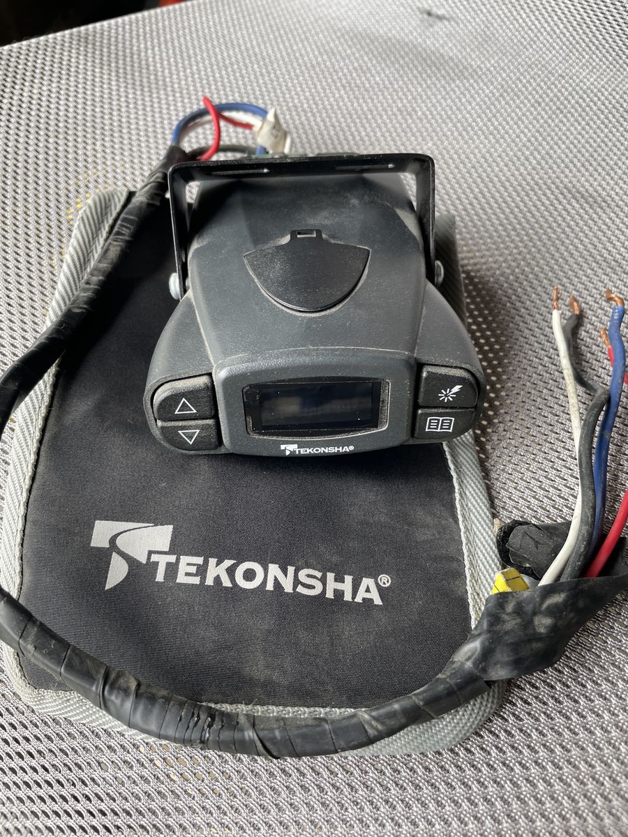 Tenons trailer brake controller