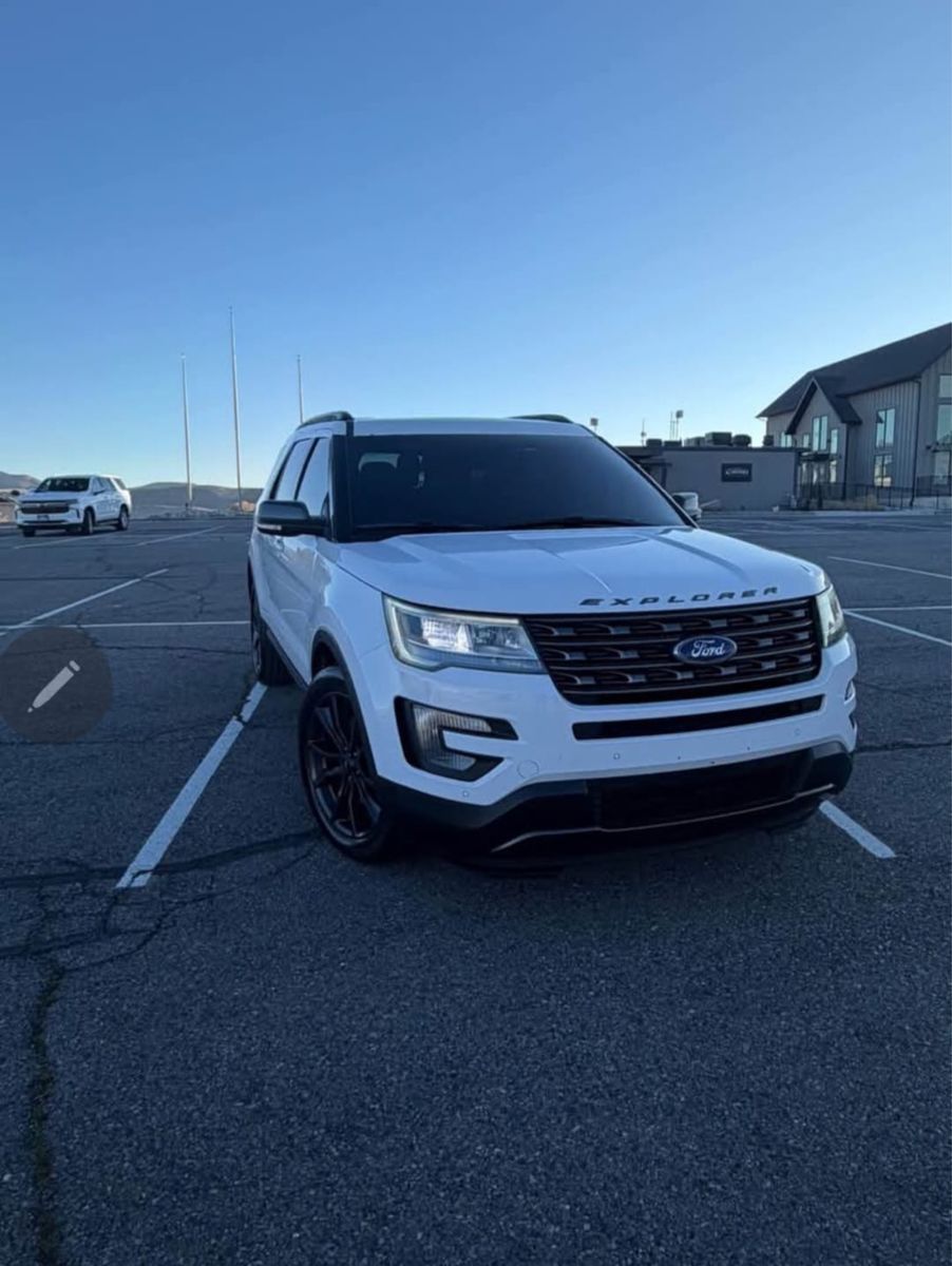 2017 FORD EXPLORER XLT Sport