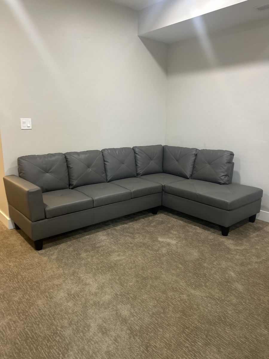Modern Gray Faux Leather L-Shaped Sectional Sofa with Ottoman