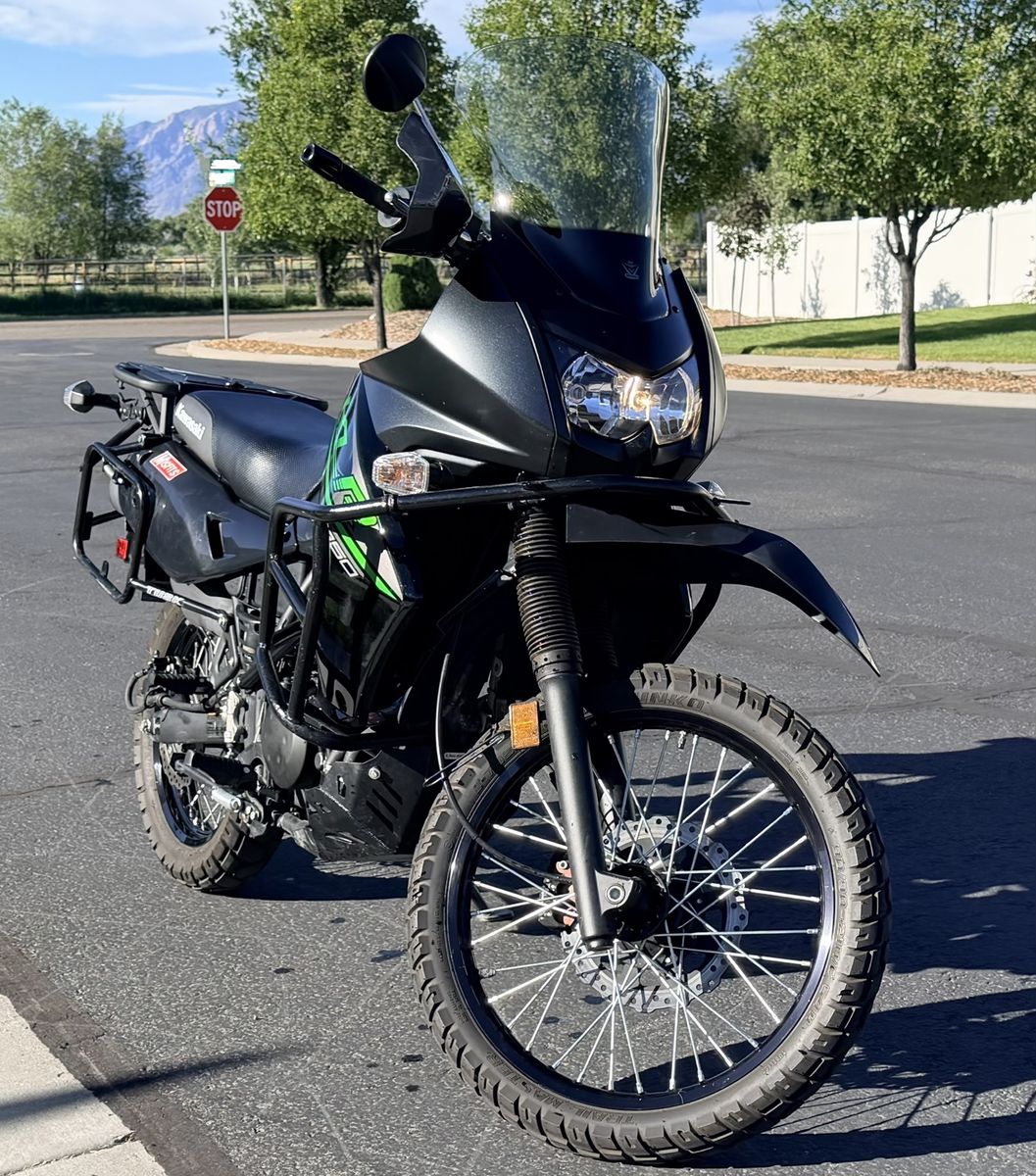 2017 Kawasaki KLR 650 - 5,3xx miles - with extras. 4,950 OBO