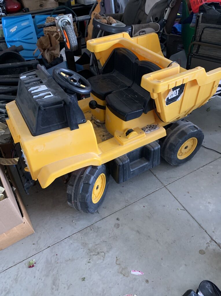 Motorized Toy Dump Truck