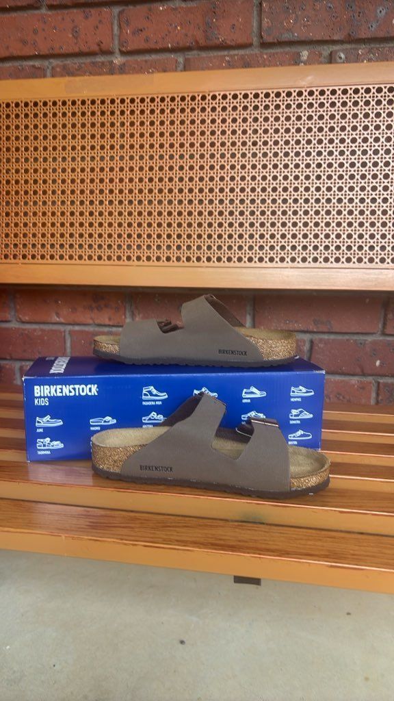 Birkenstock Kids Arizona Sandals Mocca Brown Size EU 33 / US 2.0