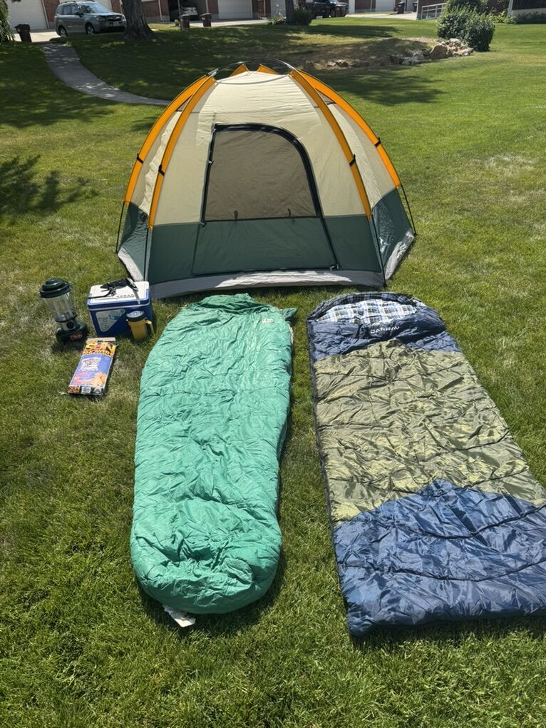 White Stag Teton Promo Hex Teton Tent with Extras