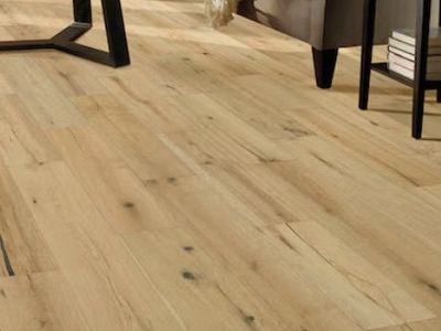 Bruce Golden Natural White Oak Wirebrushed Engineered Hardwood Flooring