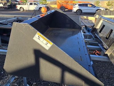 NEW Wolverine 66 & 78" Smooth, Tracking Duty Bucke