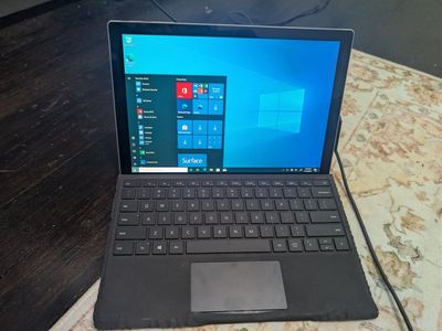Microsoft surface pro 1796 read