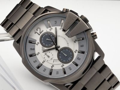 Big Diesel DZ4225 “Master Chief” Gunmetal Chronograph – Like New, Box + Pillow