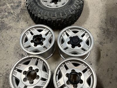 15x7 80's Toyota Aluminum Wheels