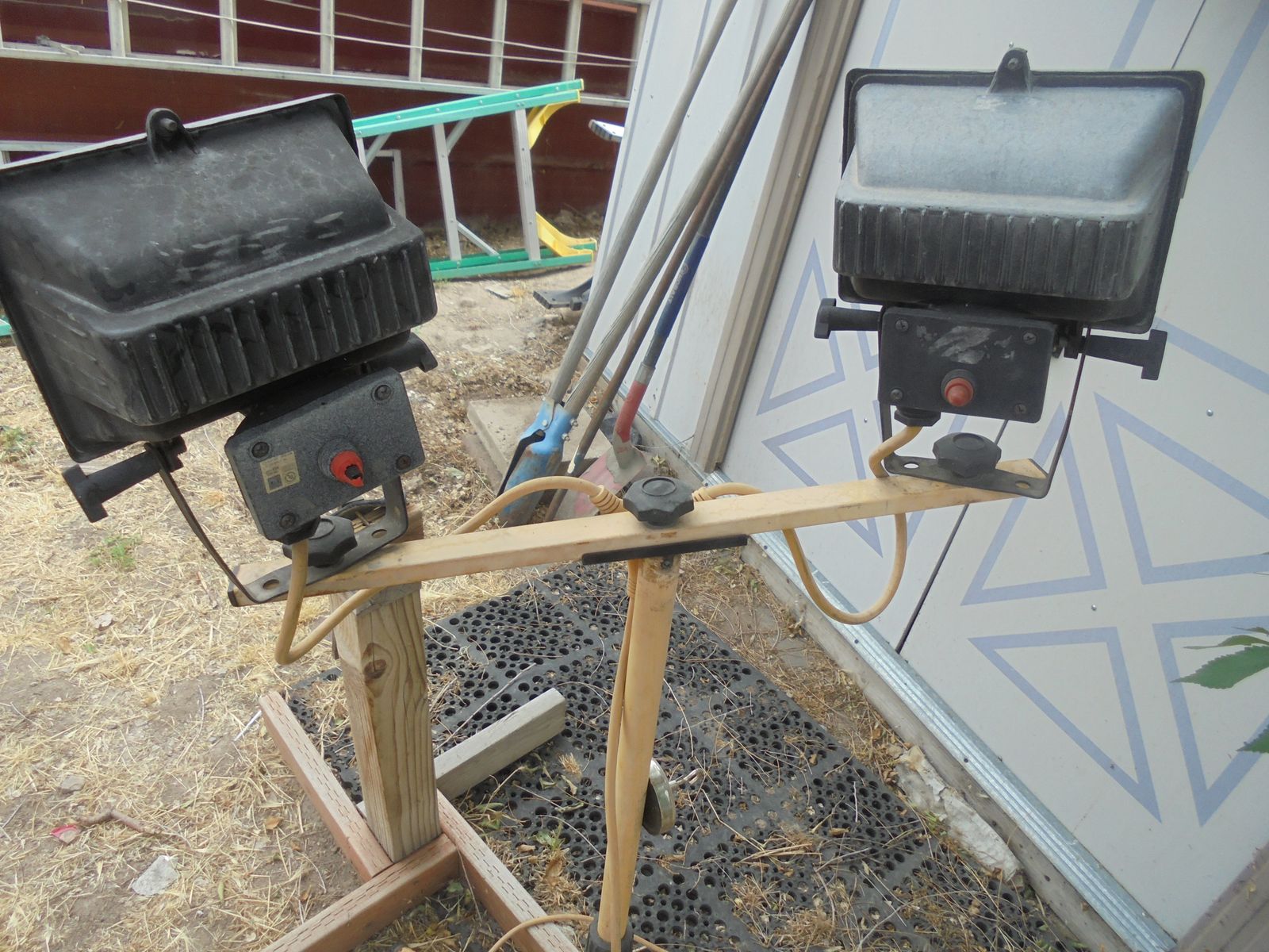Main image 3